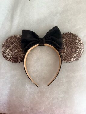 Brown leopard Patterned Minnie Mouse Ear Headband with Black Bow Disney